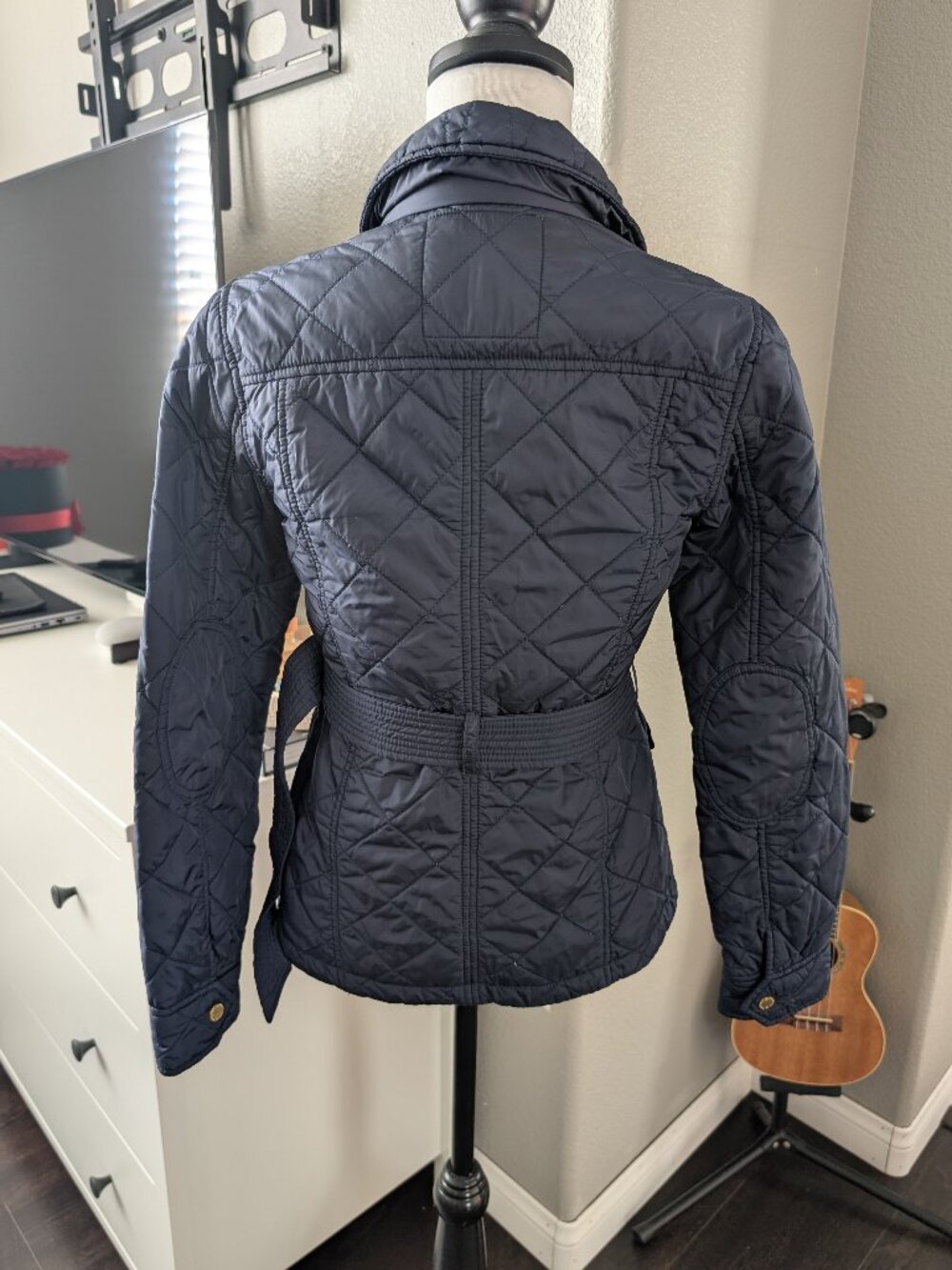 Jacket - Picture 2 of 7